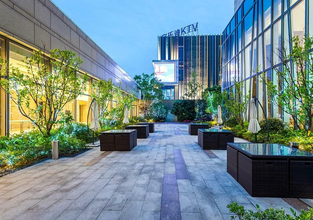 Radisson Exhibition Center Shanghai Exterior foto